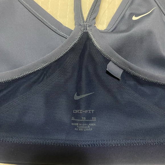 Nike Pro Bra - Picture 3 of 3